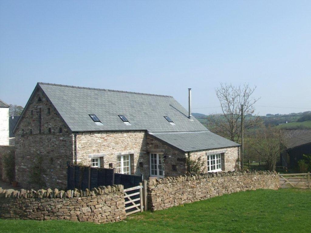 Alltybrain Farm Cottages And Farmhouse B&B Brecon Buitenkant foto