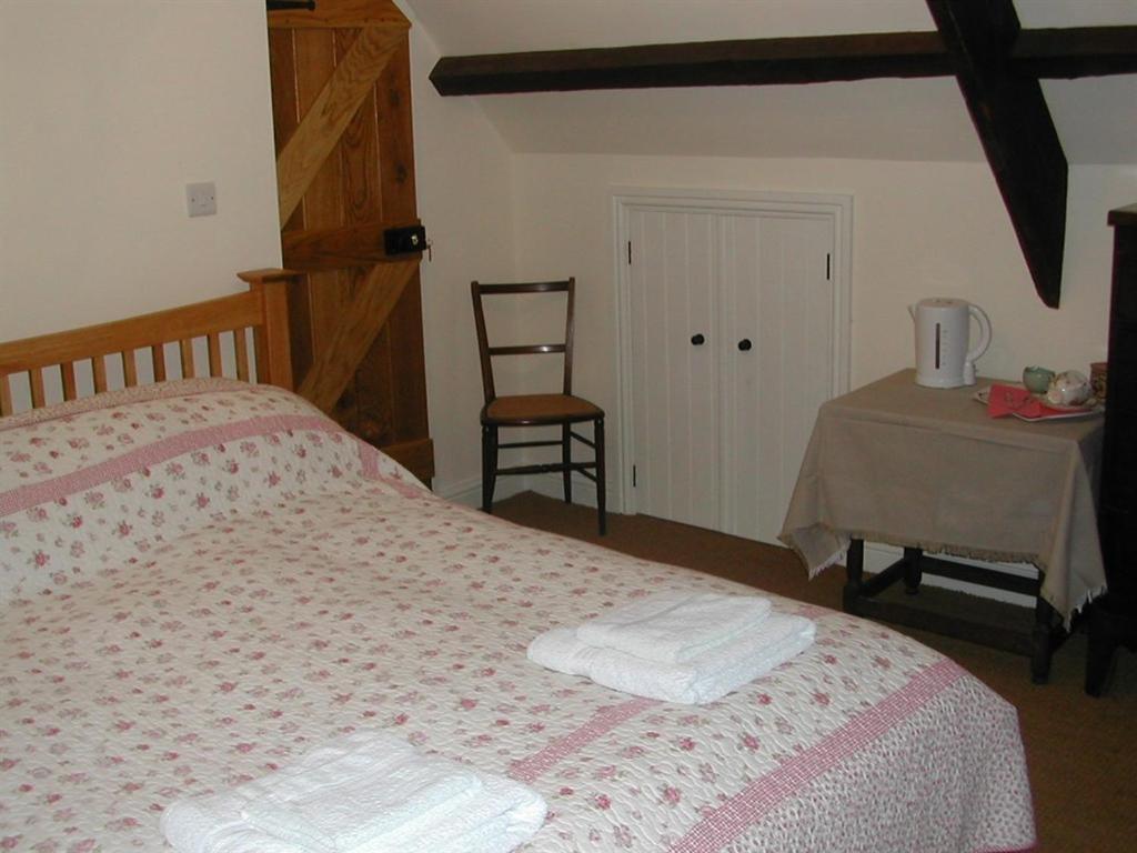 Alltybrain Farm Cottages And Farmhouse B&B Brecon Buitenkant foto