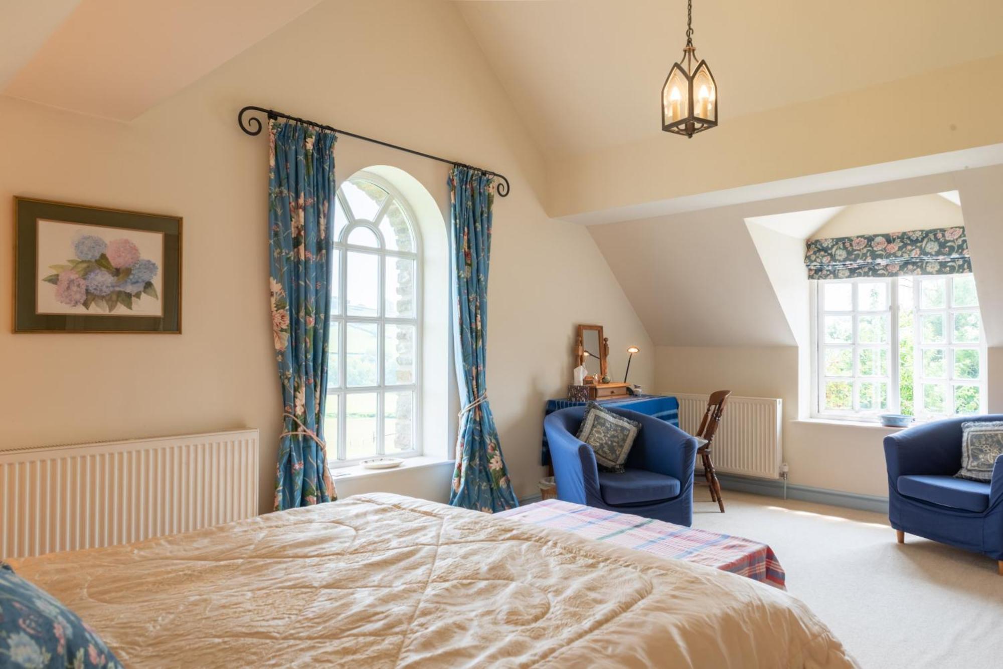 Alltybrain Farm Cottages And Farmhouse B&B Brecon Buitenkant foto