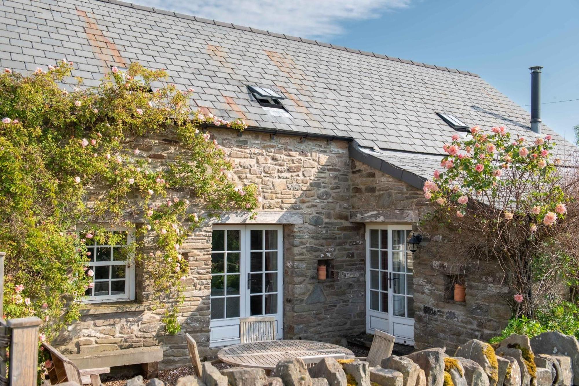 Alltybrain Farm Cottages And Farmhouse B&B Brecon Buitenkant foto