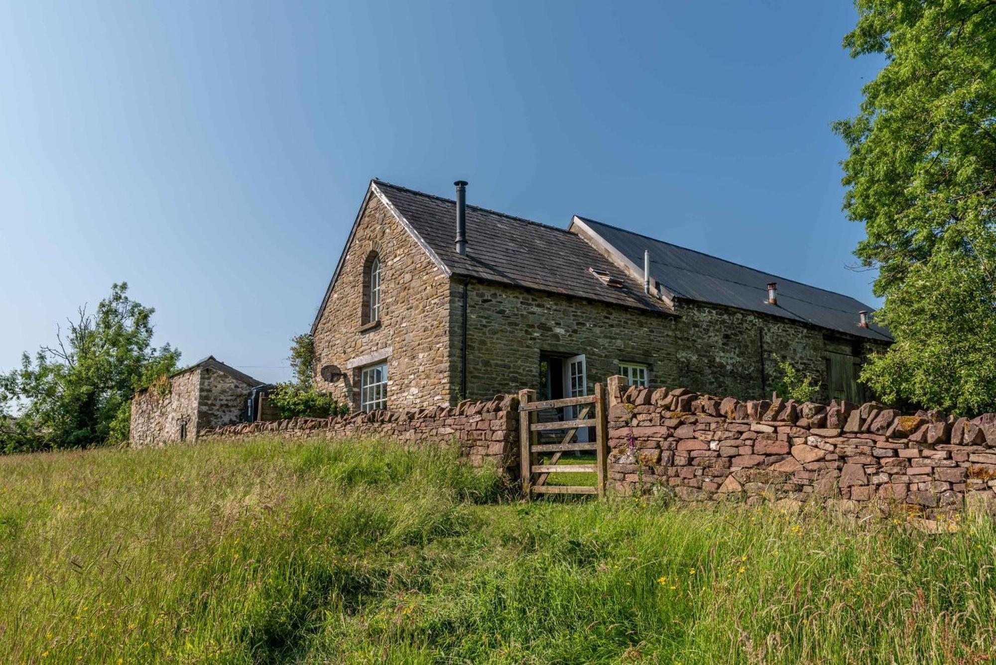 Alltybrain Farm Cottages And Farmhouse B&B Brecon Buitenkant foto